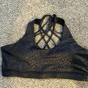 Black leopard butterfly back sports bra Constantly Varied Gear CVG size XXL